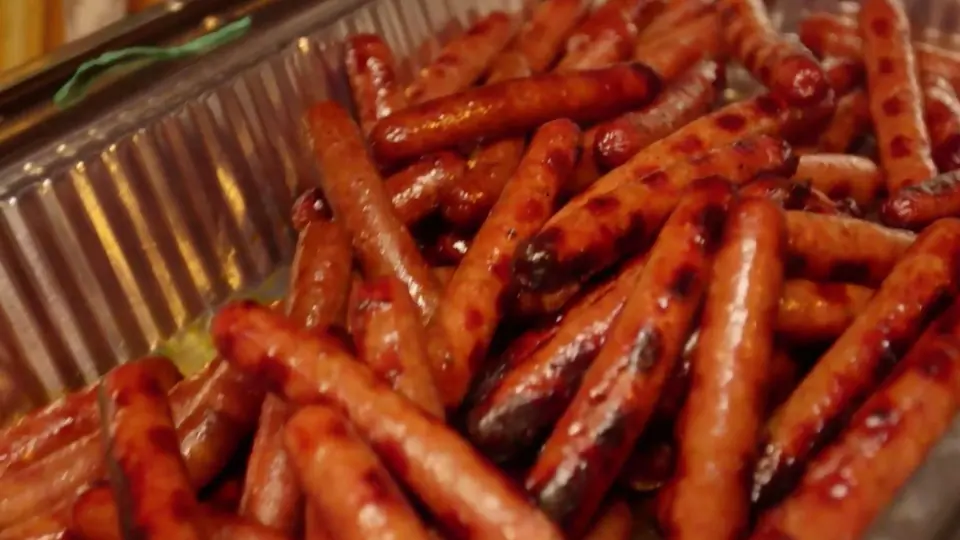 A tray of grilled franks.